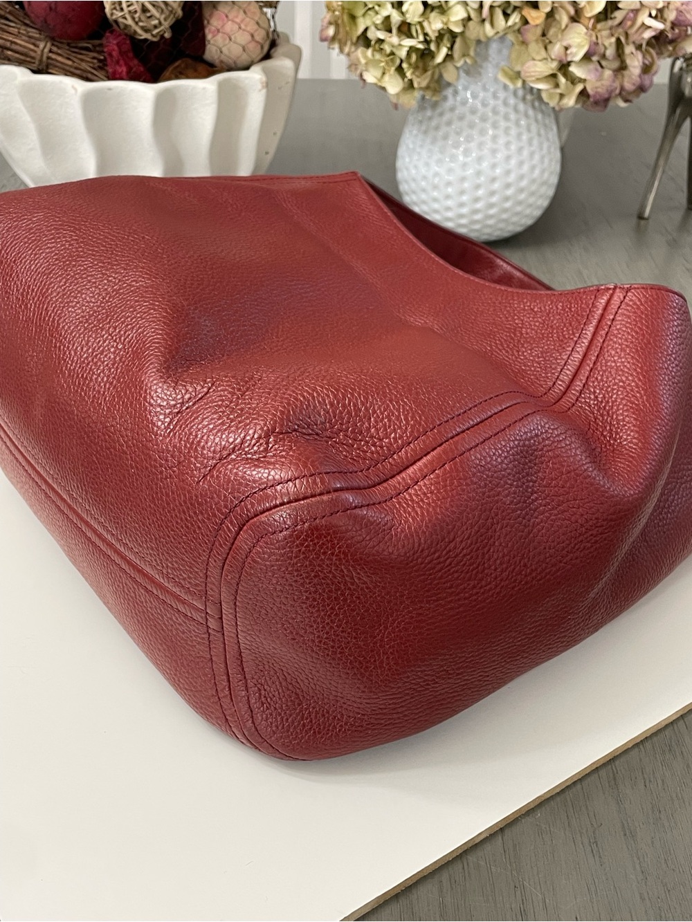 Michael Kors Large Pebbled Leather Hobo Shoulder Bag Burgundy Wine Gold Tone - Picture 5 of 13